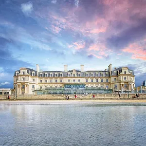 grand-hotel-des-thermes.inbrittany.com/